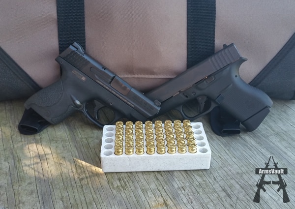 Smith Wesson Shield vs Glock 43