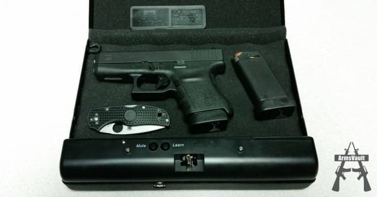 GunVault MicroVault MV500 Gun Safe with Glock 36 and Spyderco Native 5