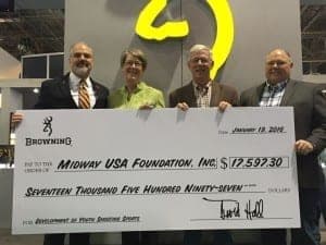 Browning Donates to MidwayUSA Foundation