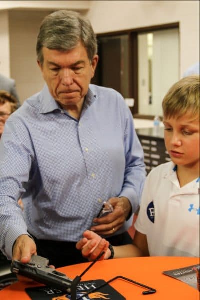 Roy Blunt Visits Heizer Defense