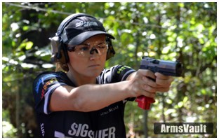 team-sig-member-lena-miculek-wins-generation-iii-gun-championship