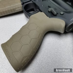 Hexmag Tactical Grip on Smith and Wesson MP15T