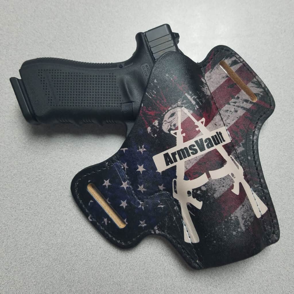 Wicked Leather Werkz Custom Leather Holster with Glock 17