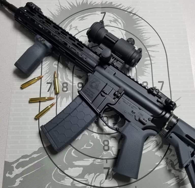 AR-15 with ArmaDynamics ADF-MKII Charging Handle