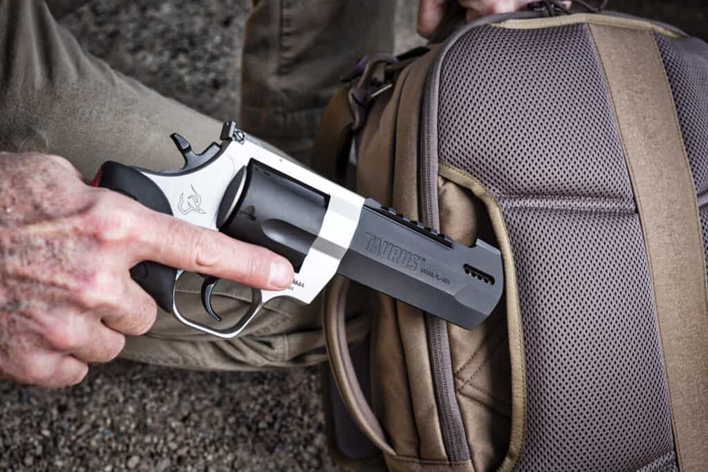 Taurus Raging Hunter